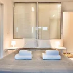 #icarus Penthouse By Halu! Салоники
